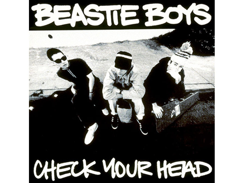 Portada de disco de Beastie Boys check your head diseñada por eric haze