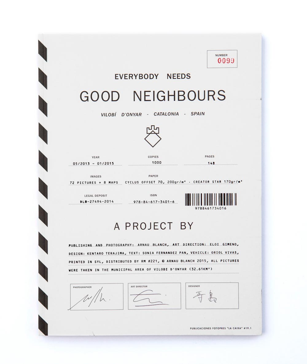 Everybody-Needs-Good-Neighbours-fotografia-de-Arnau-Blanch,