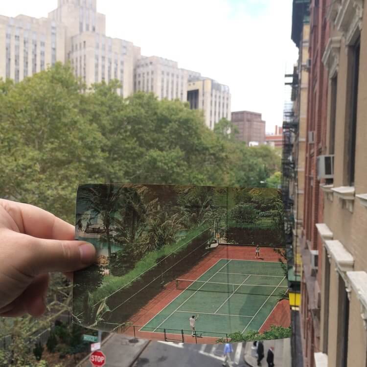 Kalen Hollomon haciendo una collage de una pista de tenis
