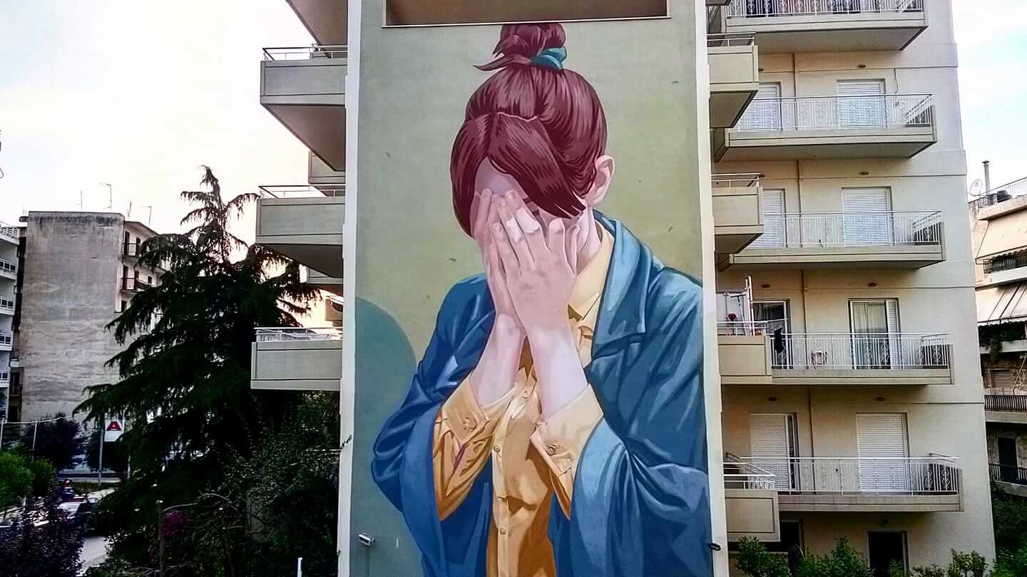 El estilo decomics en los murales de Dimitris Taxis