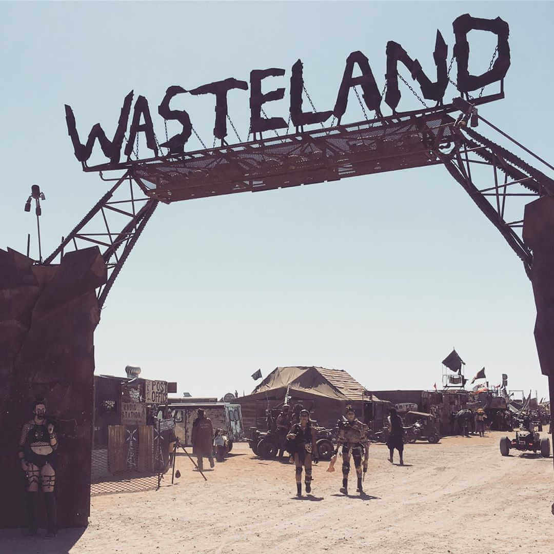 Entrada al recinto del wasteland weekend