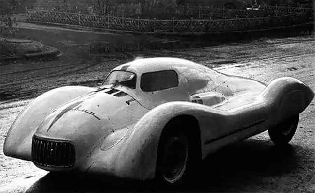 coche de carreras ruso Moskvitch-C2 (1956)