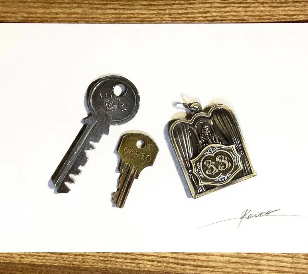 dibujo hiperrealista de keito de unas llaves