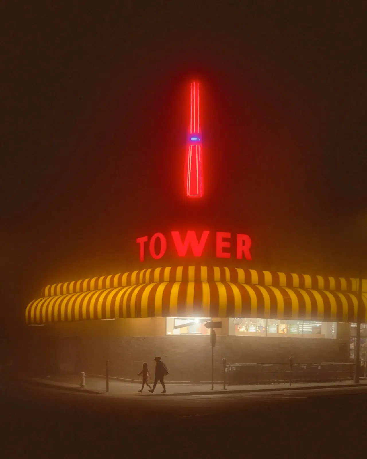 Joshua Singh fotografia callejera de san francisco niebla luz tower