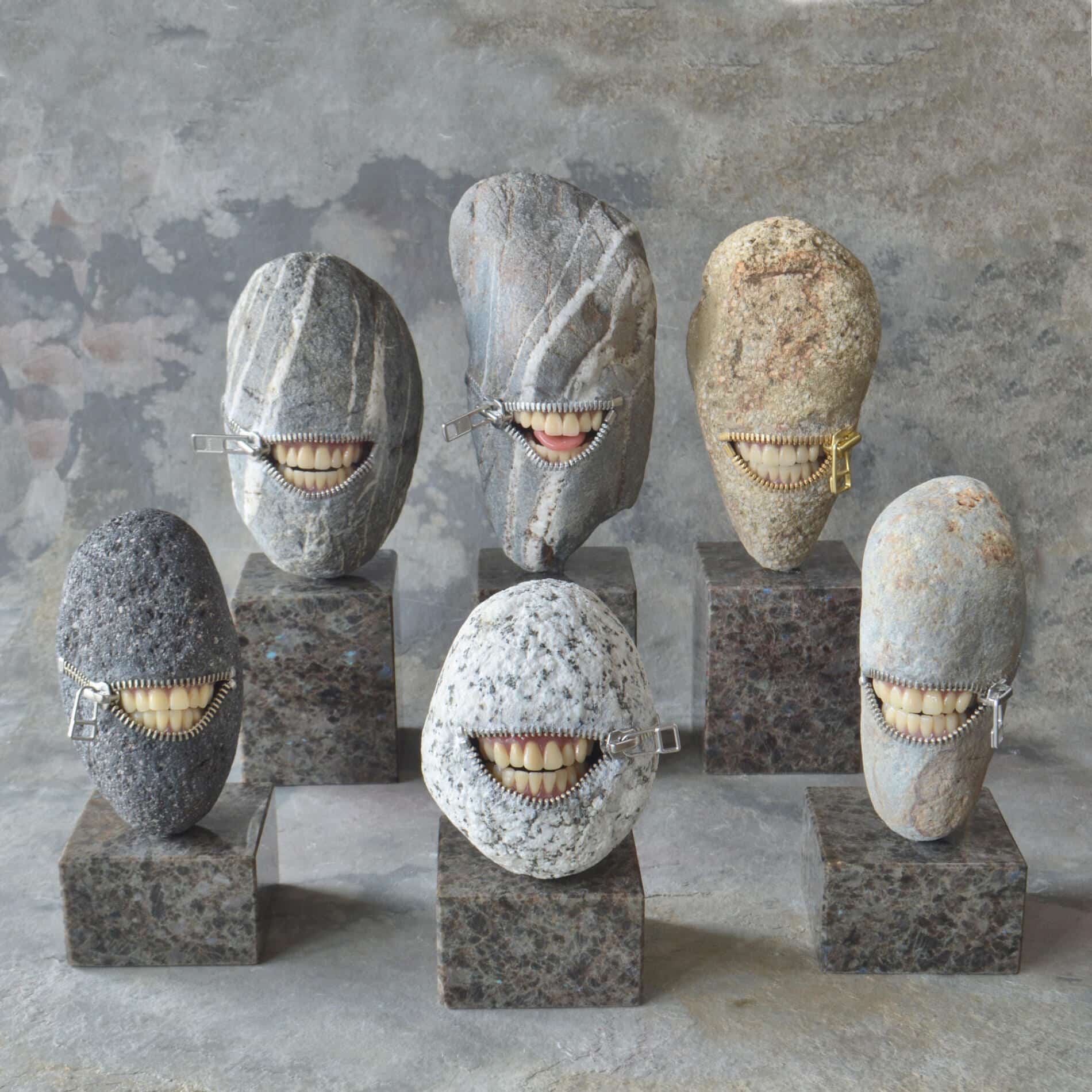 Hirotoshi Ito escultura de piedras dientes