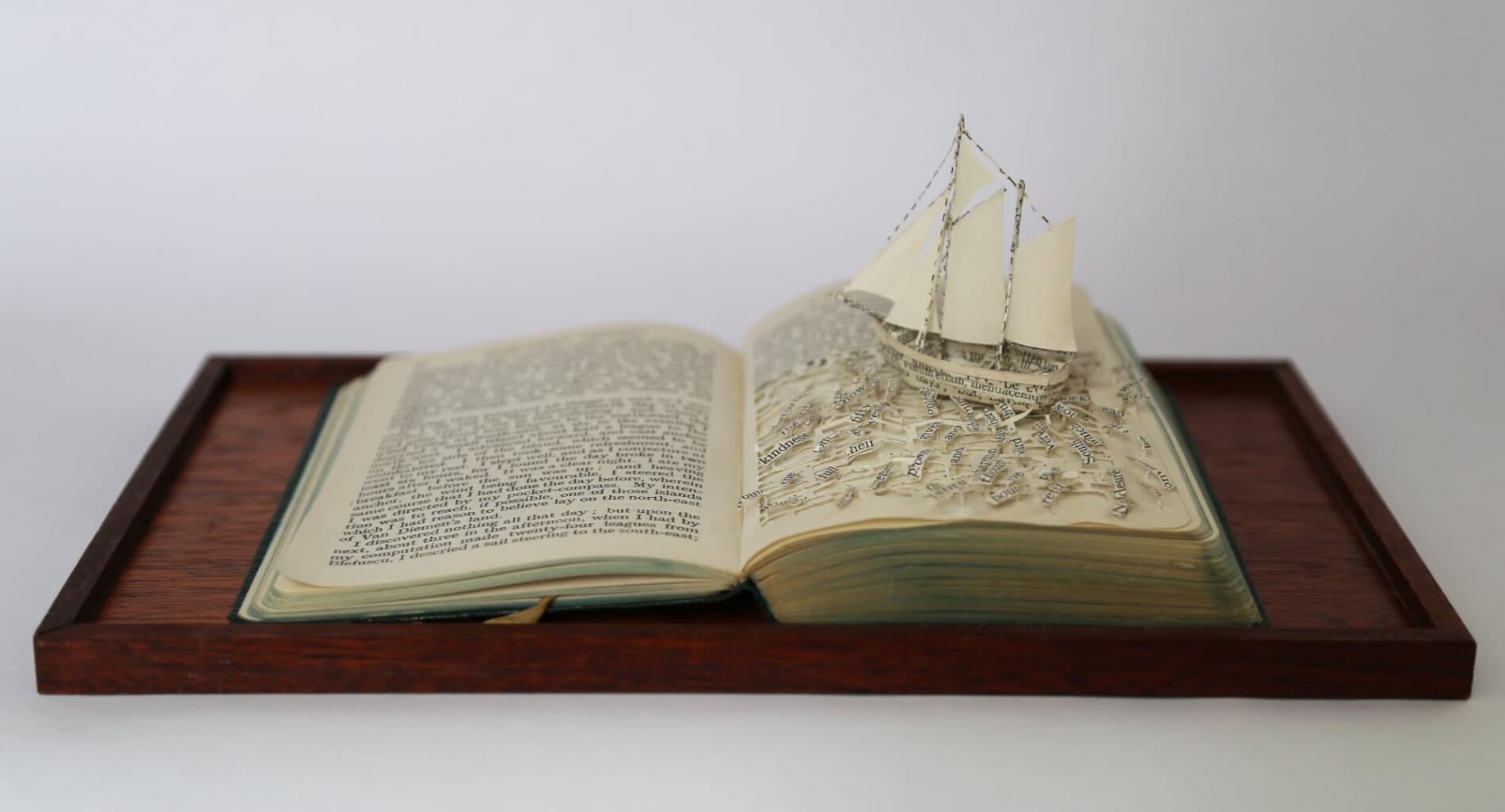 Su Blackwell, escultura de libros The Ship
