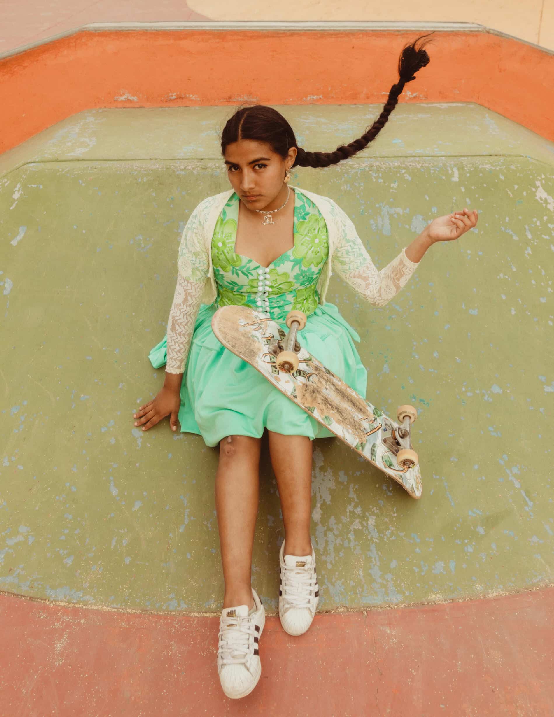 Celia D. Luna cholitas skater bolivia empoderada. jpg